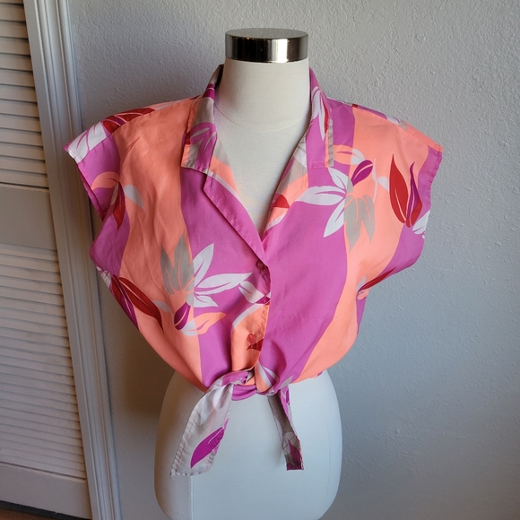 Hilo Hattie Tops - Hilo Hattie's Vintage Hawaiian Crop Top